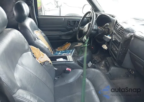 1999 Chevrolet Blazer Lt from USA, damaged, VIN 1GNDT13W8X2252356